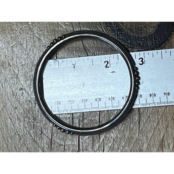 Vintage Sterling Silver Bangle Bracelet. womens. cute detail. marked. - Picture 4 of 4